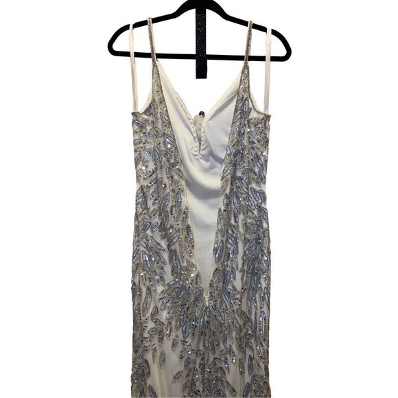 Mac Duggal Sequin V-Neck Floral Leaves Spaghetti Strap Scoop Back Detail Gown - Picture 4 of 9